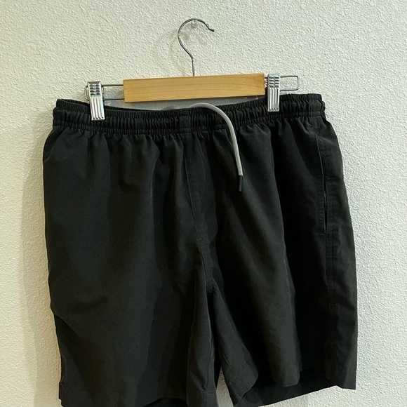 Chubbies Gym Hybrid Shorts (The Flints) 5.5 Inseam Size small - Picture 1 of 6